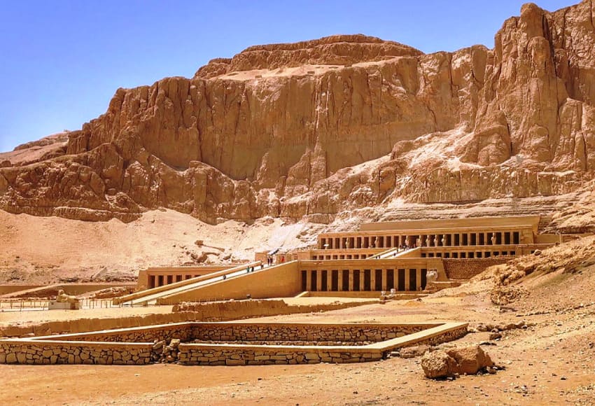 Full-Day Tour to Luxor’s Kings–Small Group by Van